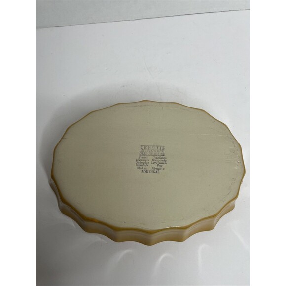 Gold Cerutil Stoneware casserole dish Scalloped edge from Portugal 12"L x 8.5"W - Picture 3 of 6